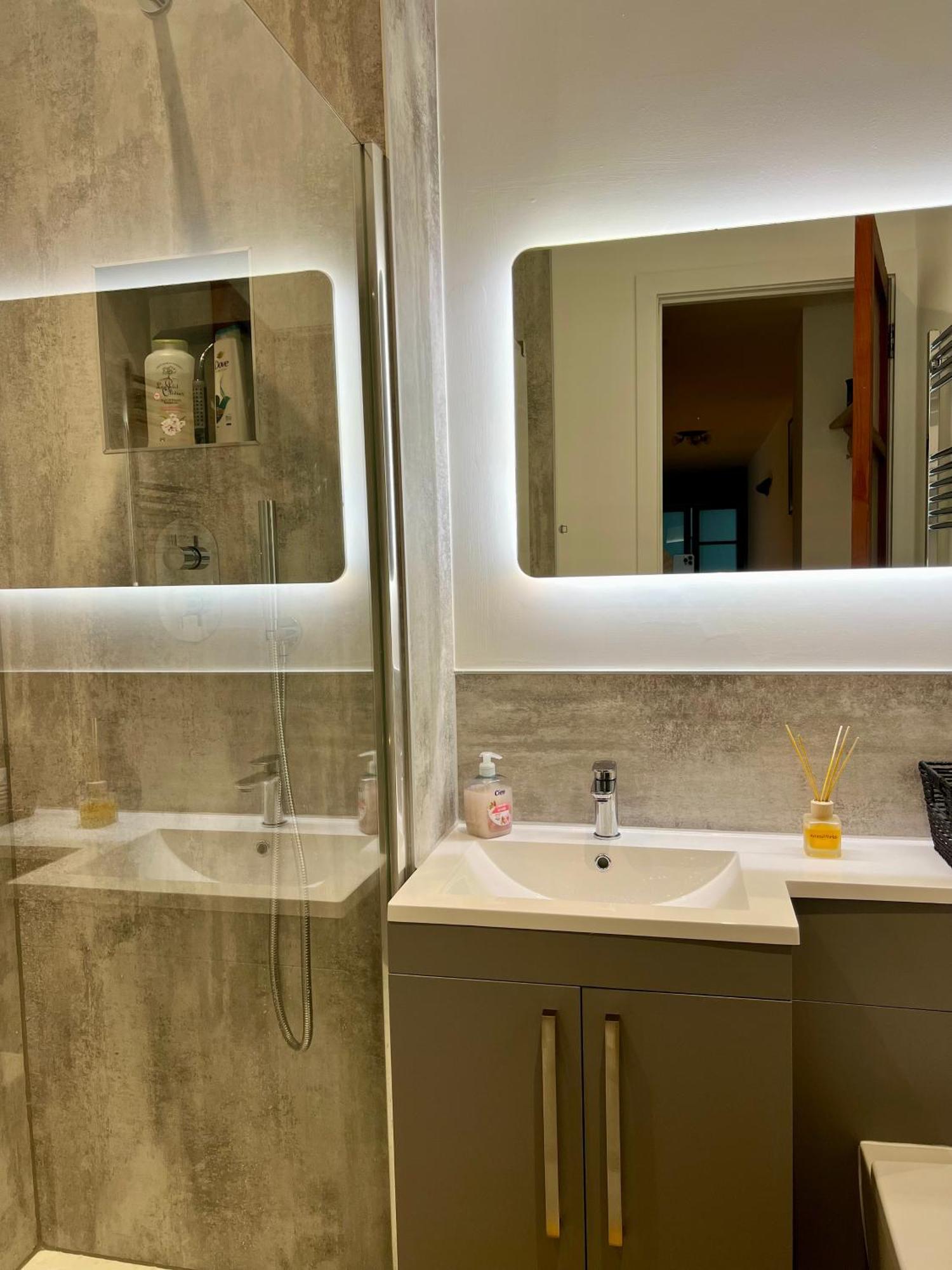 Stunning Victorian Mansion Apartment - Hosted By Agf Property - Free Parking Upon Request Brighton Ngoại thất bức ảnh